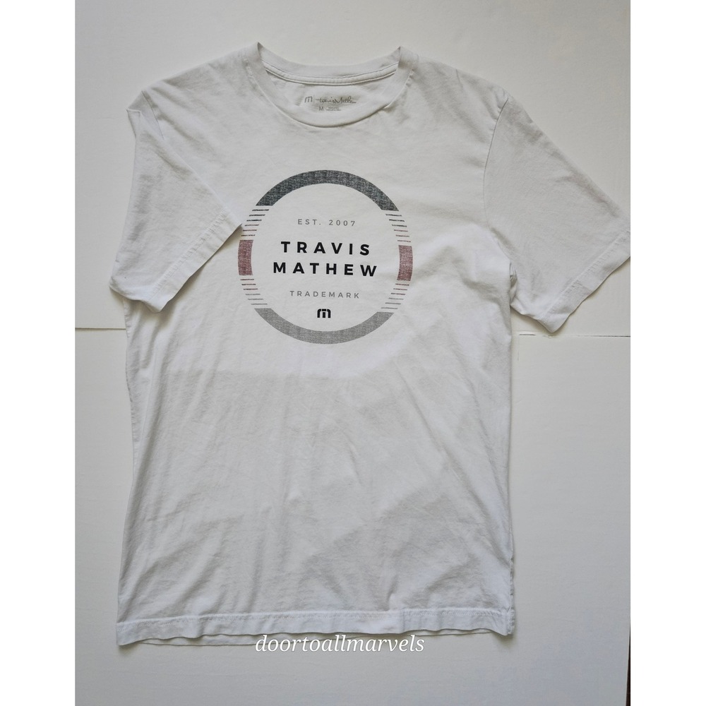 Travis Mathew Men's Casual Golf Lifestyle Graphic Tee 100% Cotton Peru sz Medium